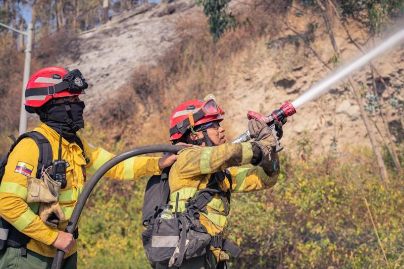 BOMBEROS DE RIOBAMBA ATENDIERON 14 EMERGENCIAS